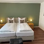 Haus Astenblick Πανσιόν 4*