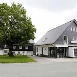 Haus Astenblick 4*