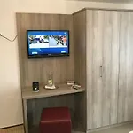 Πανσιόν Haus Astenblick