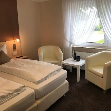 Konukevi Haus Astenblick 4*