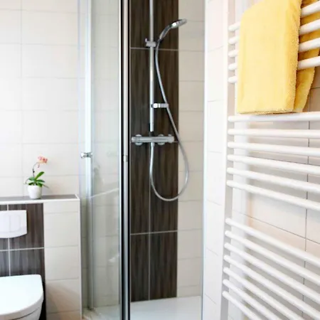 Haus Astenblick بيت ضيافة