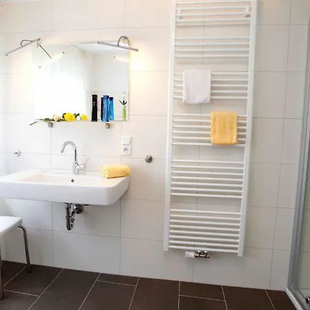 Guest house Haus Astenblick 3*