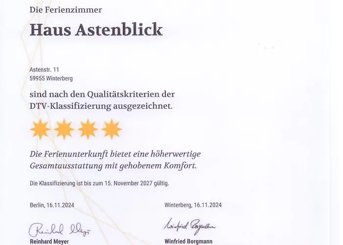 Konukevi Haus Astenblick 3*