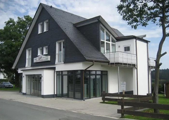 Haus Astenblick Guest house 3*