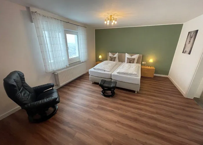 Konukevi Haus Astenblick 3*